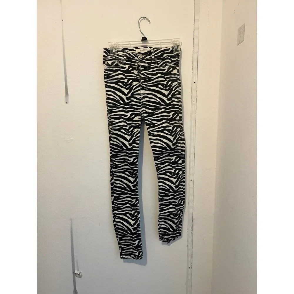 Zara jeans‎